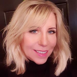 Meet your Posher, Beverly